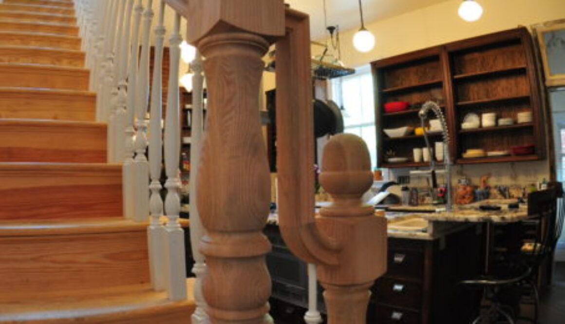 Grove Avenue stair newel installtion richmond va (7)